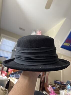 Dobbs 100% Wool Felt Hat Bollman Hat Co USA Vintage Black Cloche/Derby Style